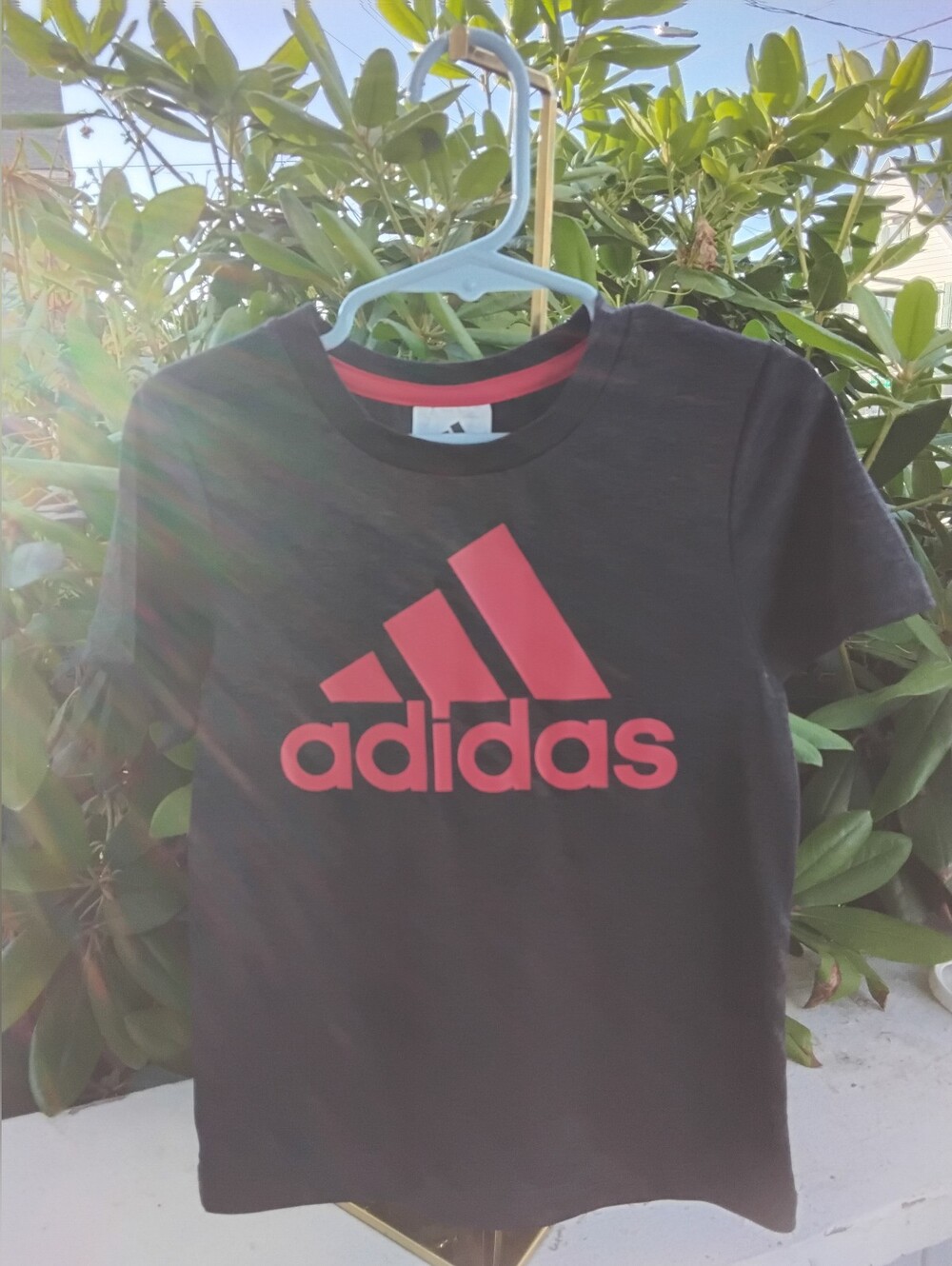 Adidas EUC Black Tee with Red Logo for Kids Sz 3T